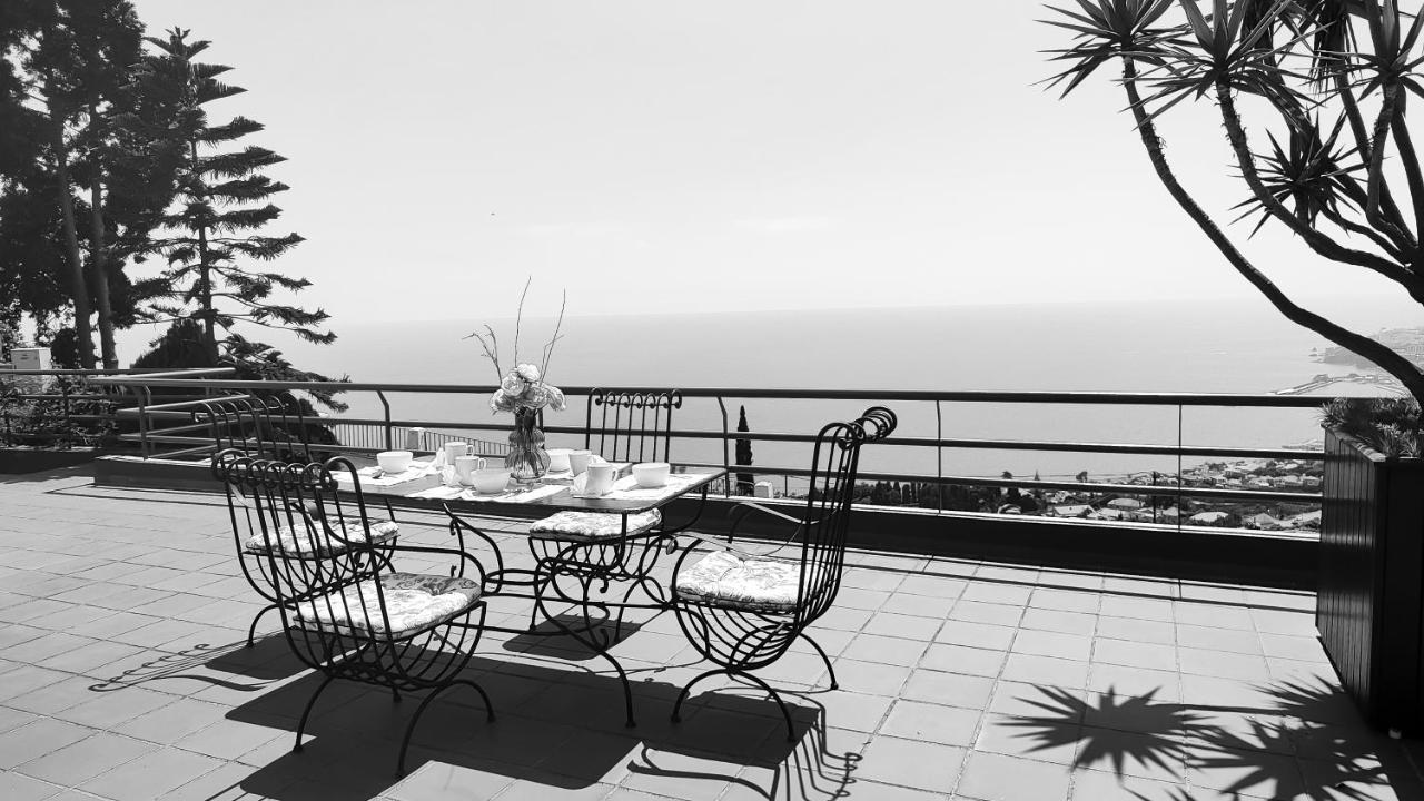 Villa Casa Gina, With Views To Funchal Bay Esterno foto